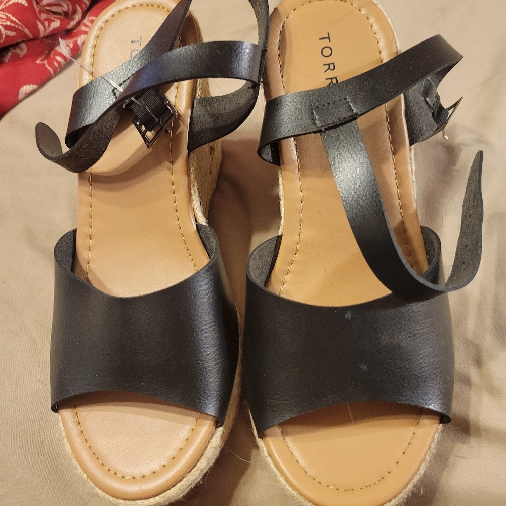 Torrid wedge